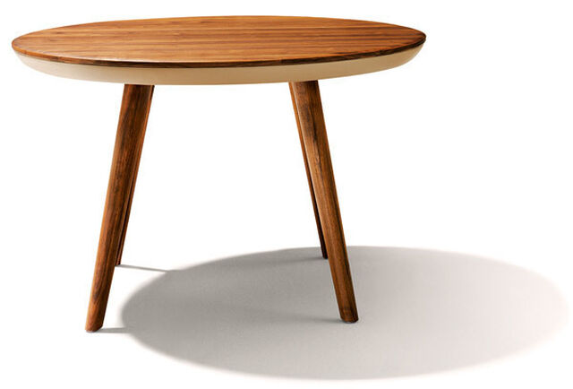 Runder Tisch aus Holz