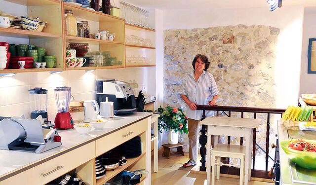 Bio-Spitzenköchin Christel Kurz in ihrer Küche ind Bertesgaden
