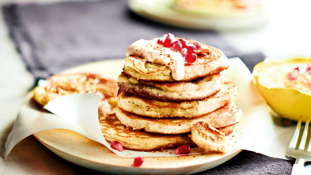 Pancakes mit Kokosmus-Joghurt